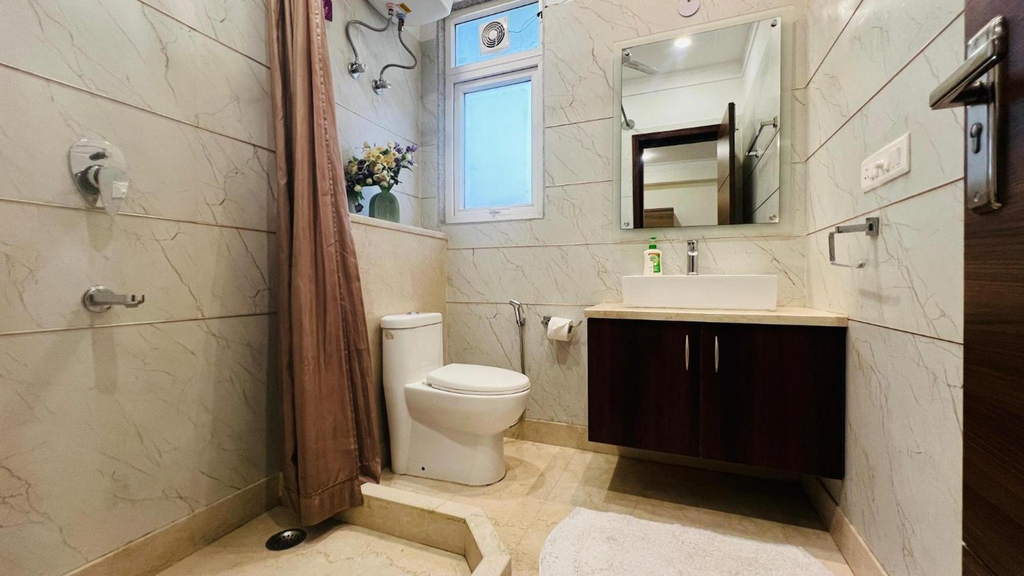 Bluo Studio1 Golf Course Road, Gym, Balcony Garden คูร์เคาน์ ภายนอก รูปภาพ